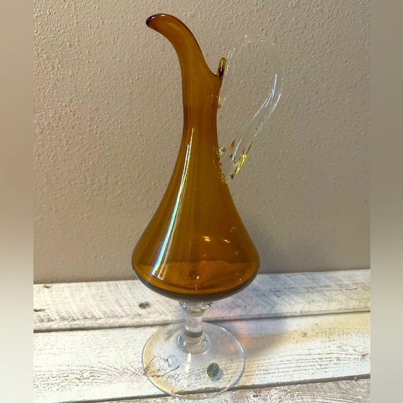 Vintage Handblown Amber Glass Decanter/Pitcher (early/mid 1900’s era) - Picture 2 of 4